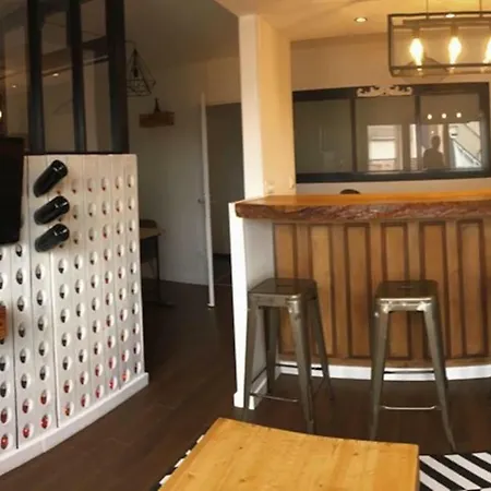 La Cave En Chene דירה Épernay